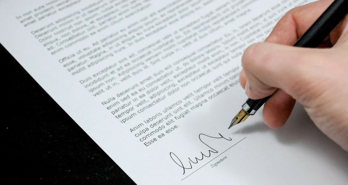 4 Reasons to Consider Short-Term Client Contracts
