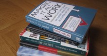 Dia mundial do Livro  - Bons Livros de Negócios